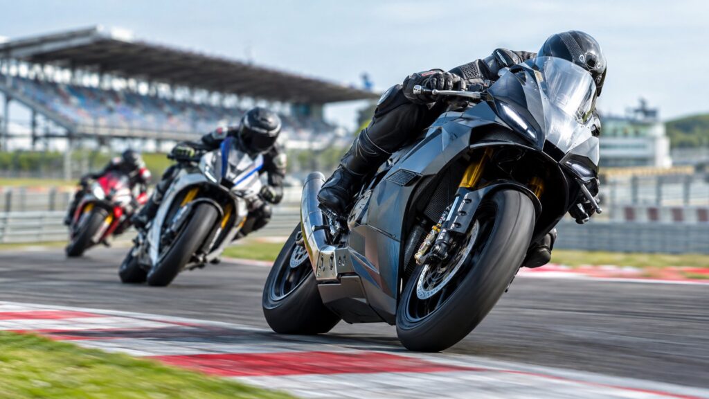 Daftar Motor Balap Tercepat 2026: Spesifikasi dan Performa